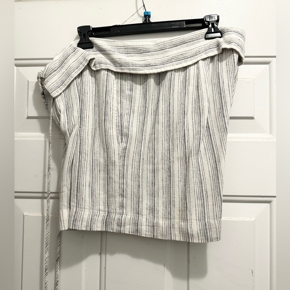 VINCE Striped Fold Over Waist Drawstring Shorts - Picture 3 of 3